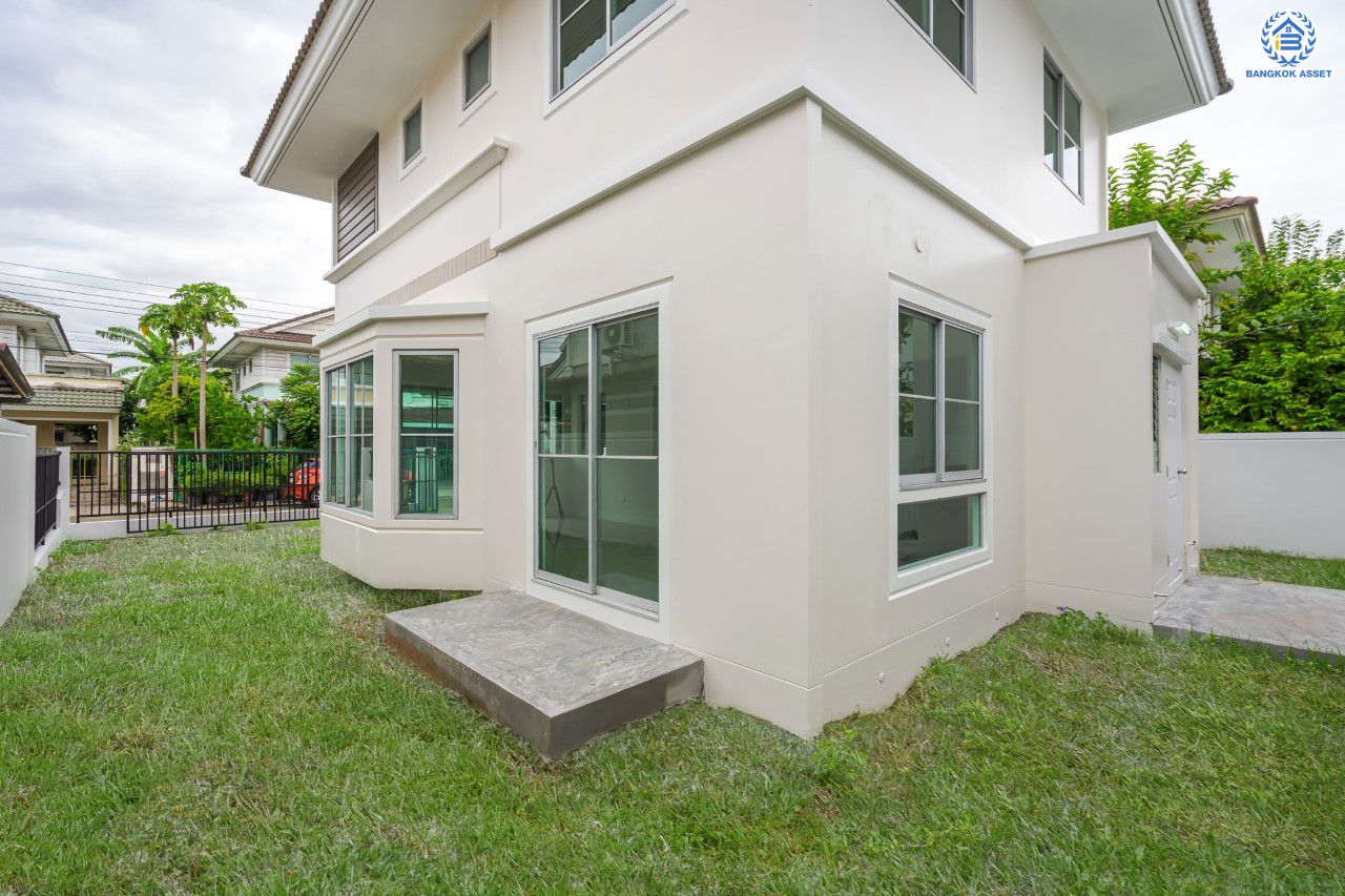 บ้านมือสองตกแต่งใหม่ ม.พฤกษ์ลดา1 บางใหญ่ บนเนื้อที่ 50 ตร.ว. ฟังก์ชัน 3 ห้องนอน 2 ห้องน้ำ 2 ที่จอดรถ ทำเลเดินทางสะดวก เชื่อมต่อถนนกาญจนาภิเษก ใกล้รถไฟฟ้าสายสีม่วง "สถานีคลองบางไผ่" และทางด่วน "กาญจนาภิเษก"